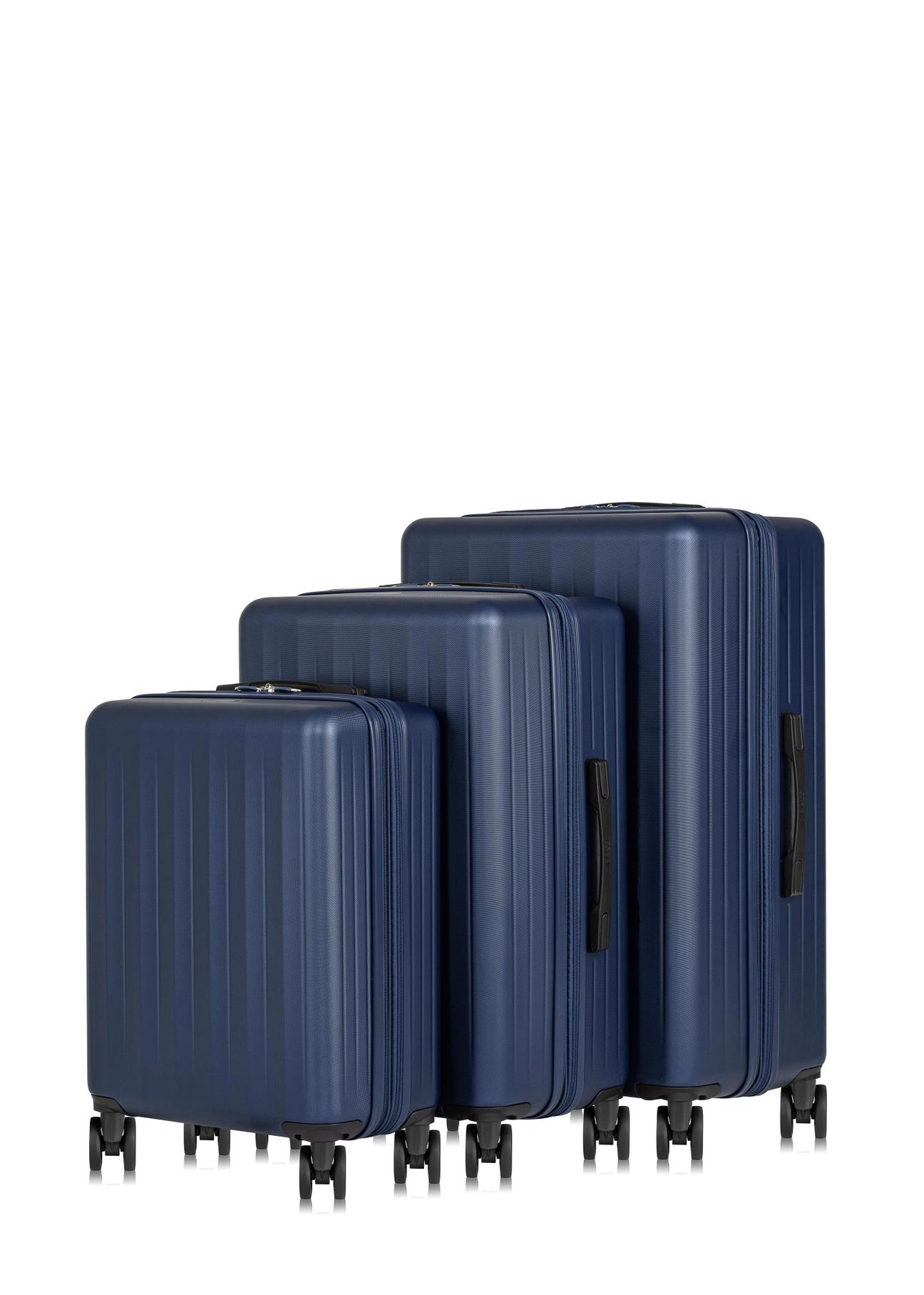 Set of suitcases on wheels 19''/24''/28'' WALAB-0069-69(W24)-01