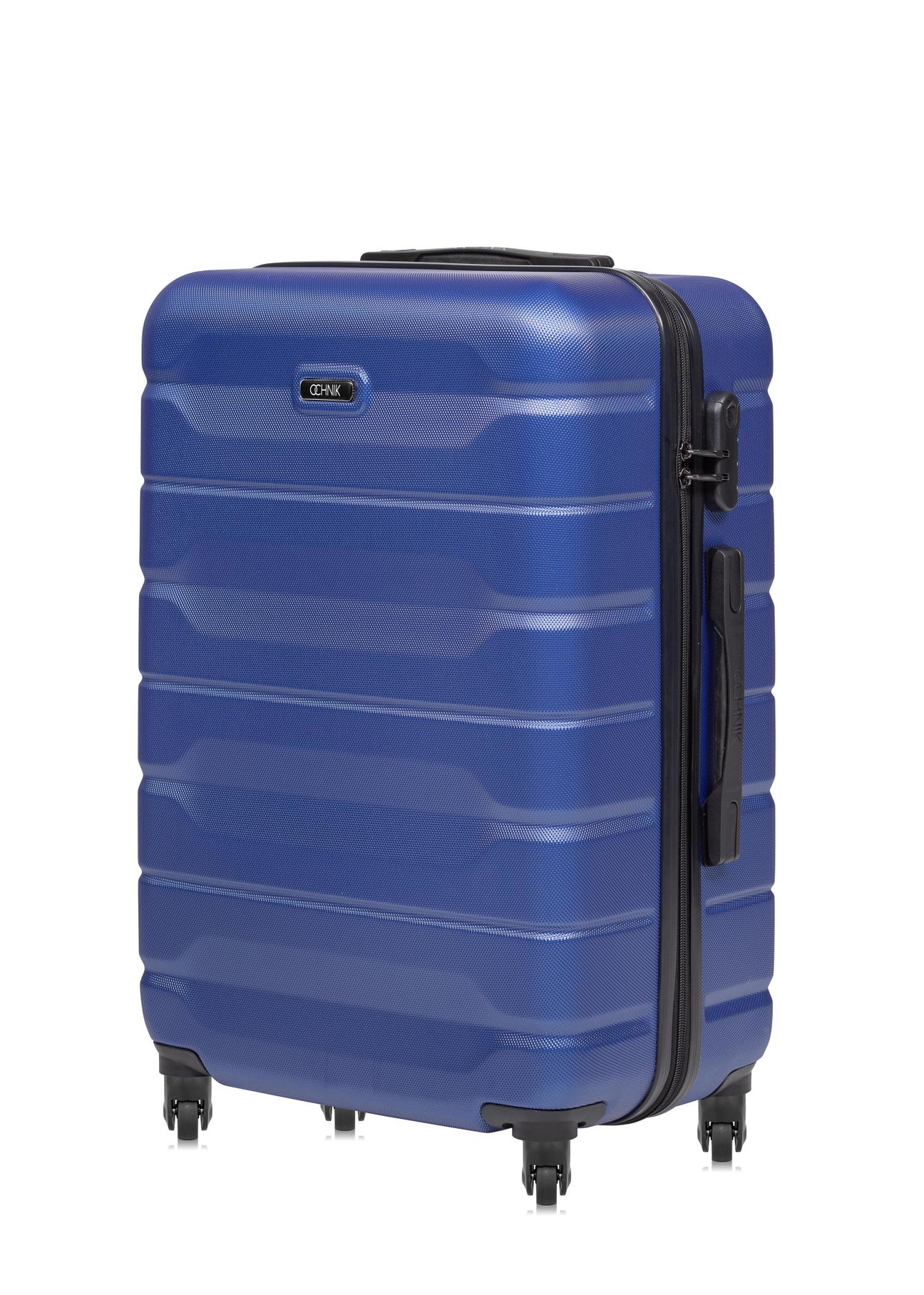 Medium suitcase on wheels WALAB-0067-69-24(W24)-06