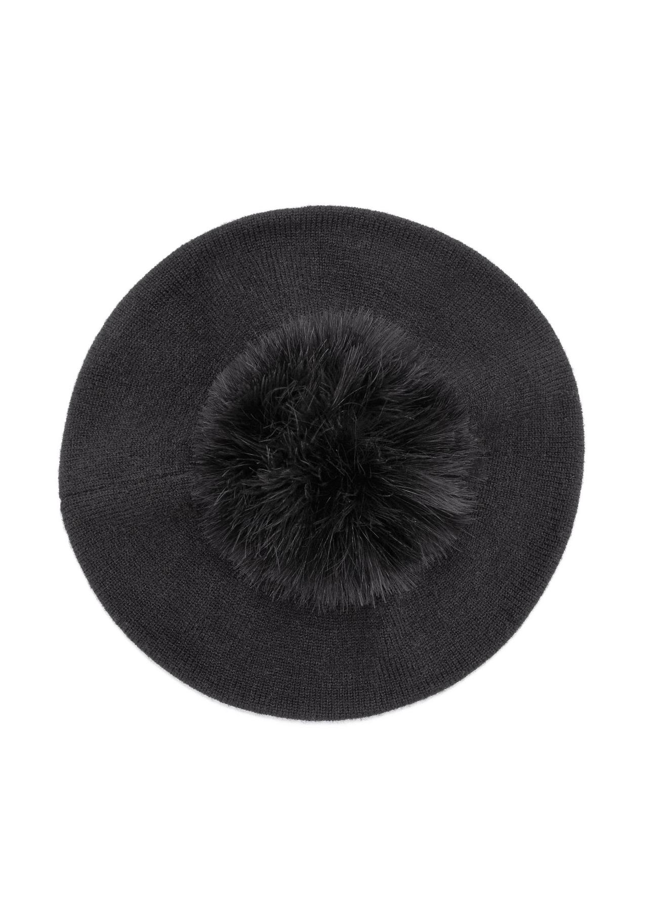 Black women's beret with a pompom CZADT-0180-99(Z24)-01