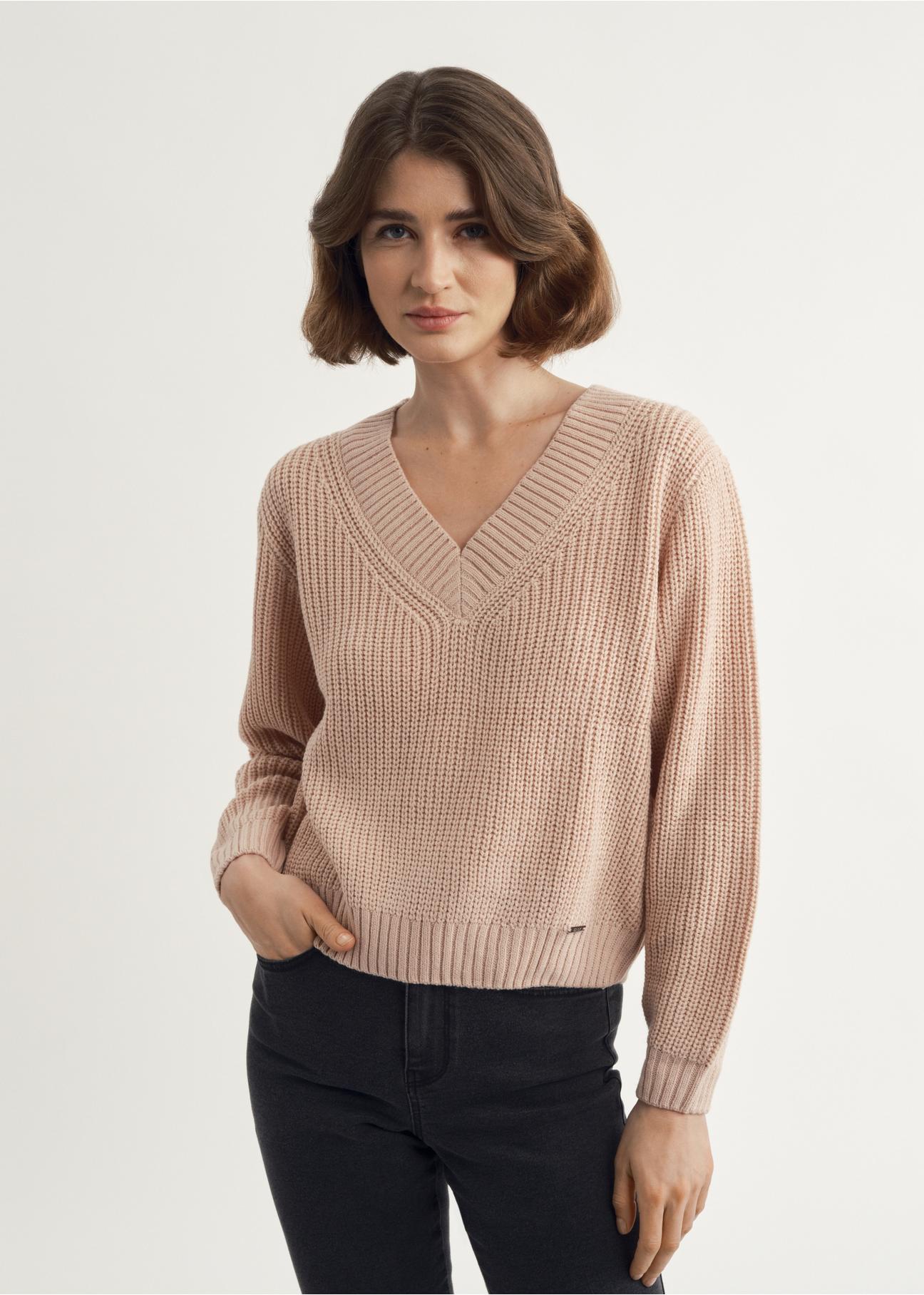 Light pink women's V neck sweater SWEDT-0162-33(Z23)-02