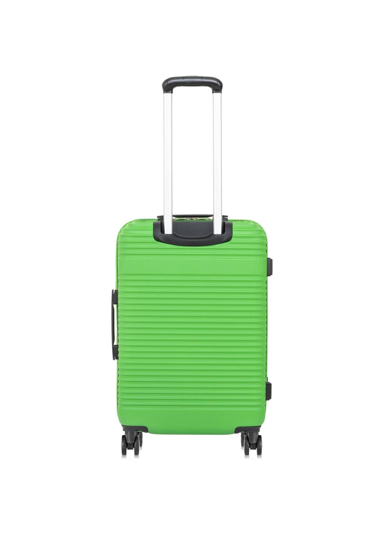 Medium suitcase on wheels WALAB-0040-51-24(W24)-03