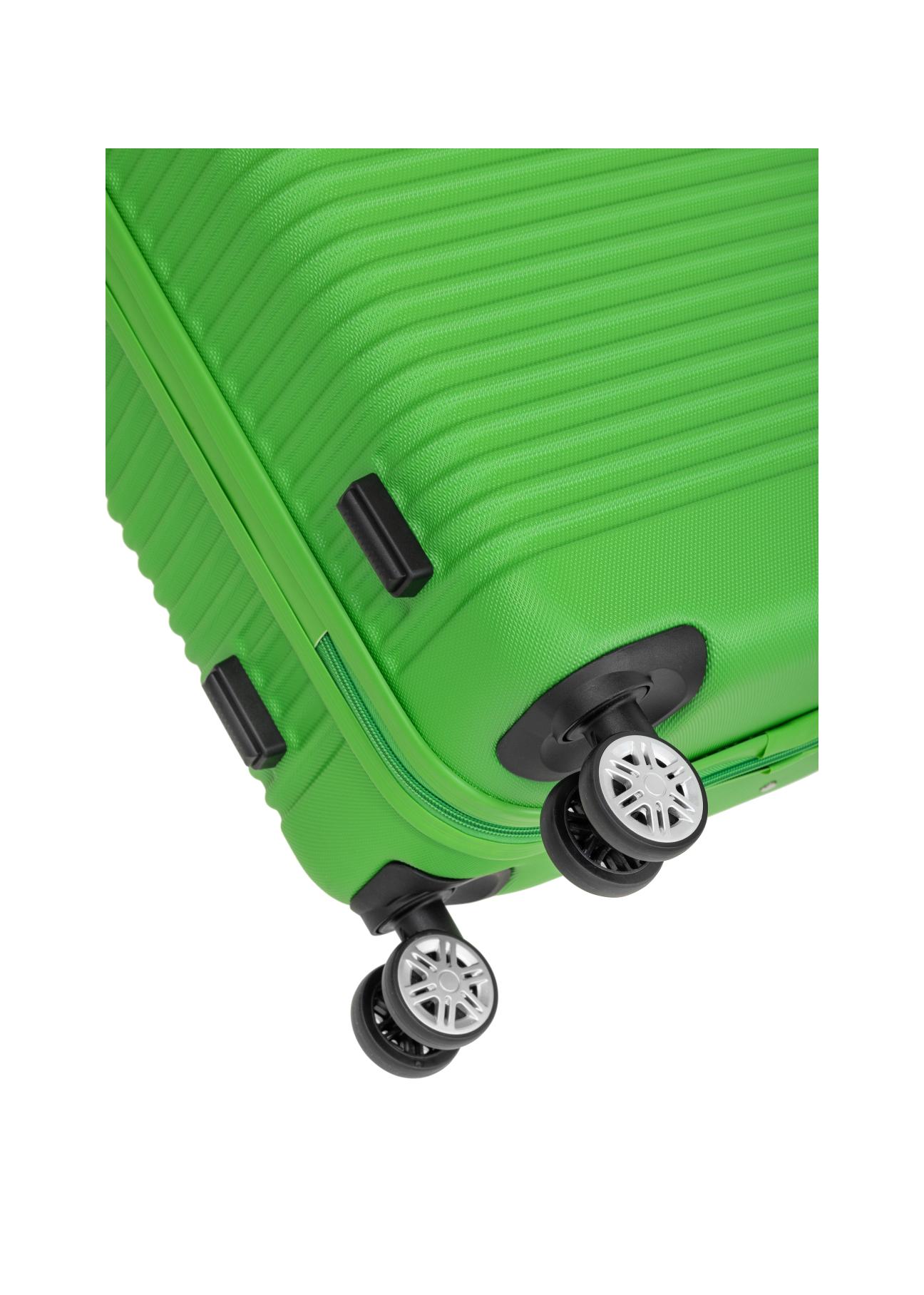 Medium suitcase on wheels WALAB-0040-51-24(W24)-06