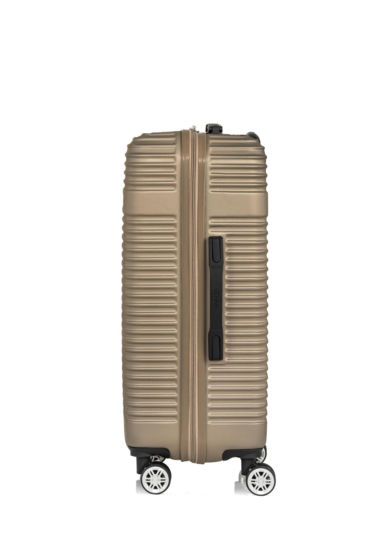 Set of suitcases on wheels 19''/24''/28'' WALAB-0040-80(W24)-04