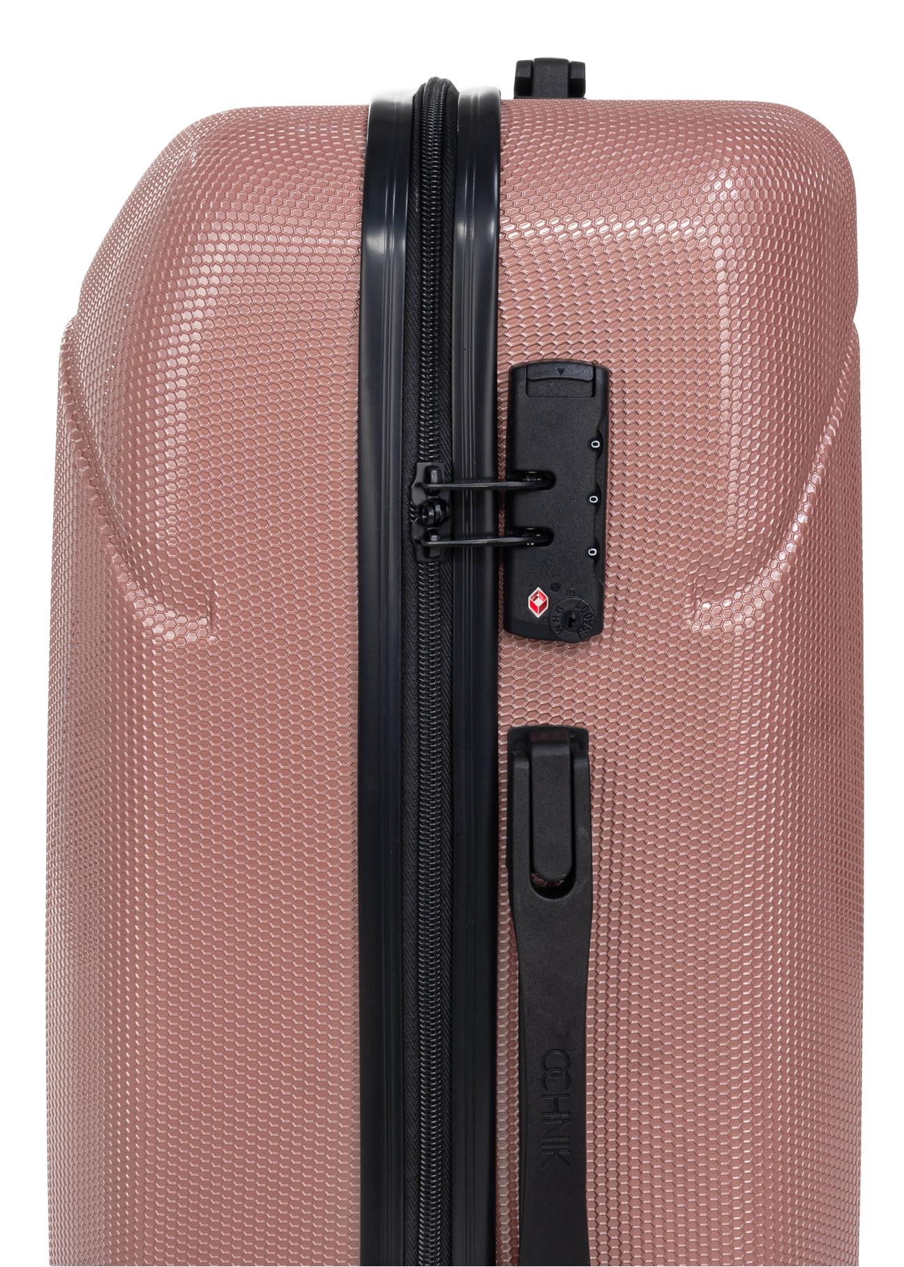 Set of suitcases on wheels 19'/24'/28' WALPC-0014-34(W24)-12