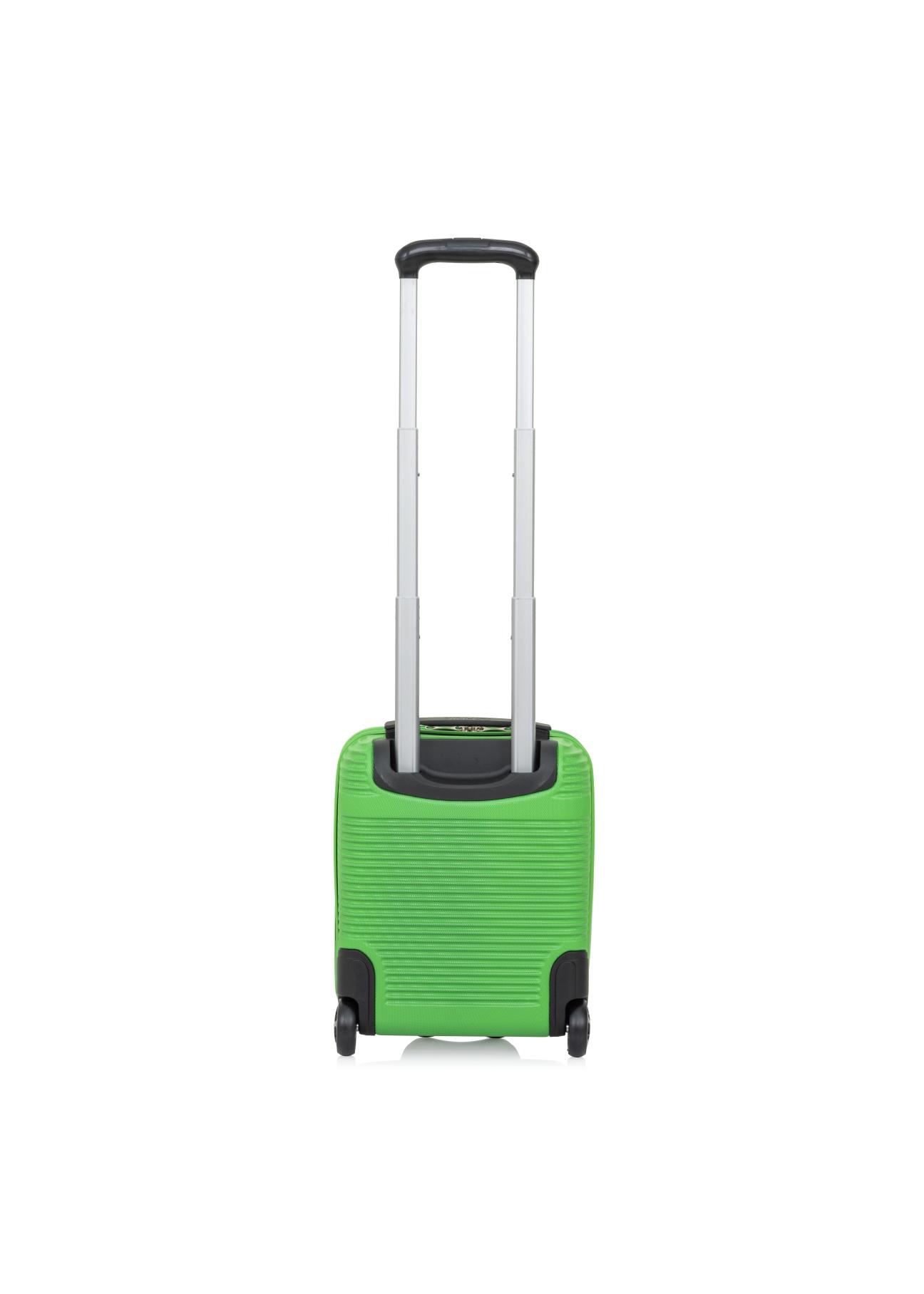 Cabin suitcase on wheels WALAB-0040-51-16(W24)-03