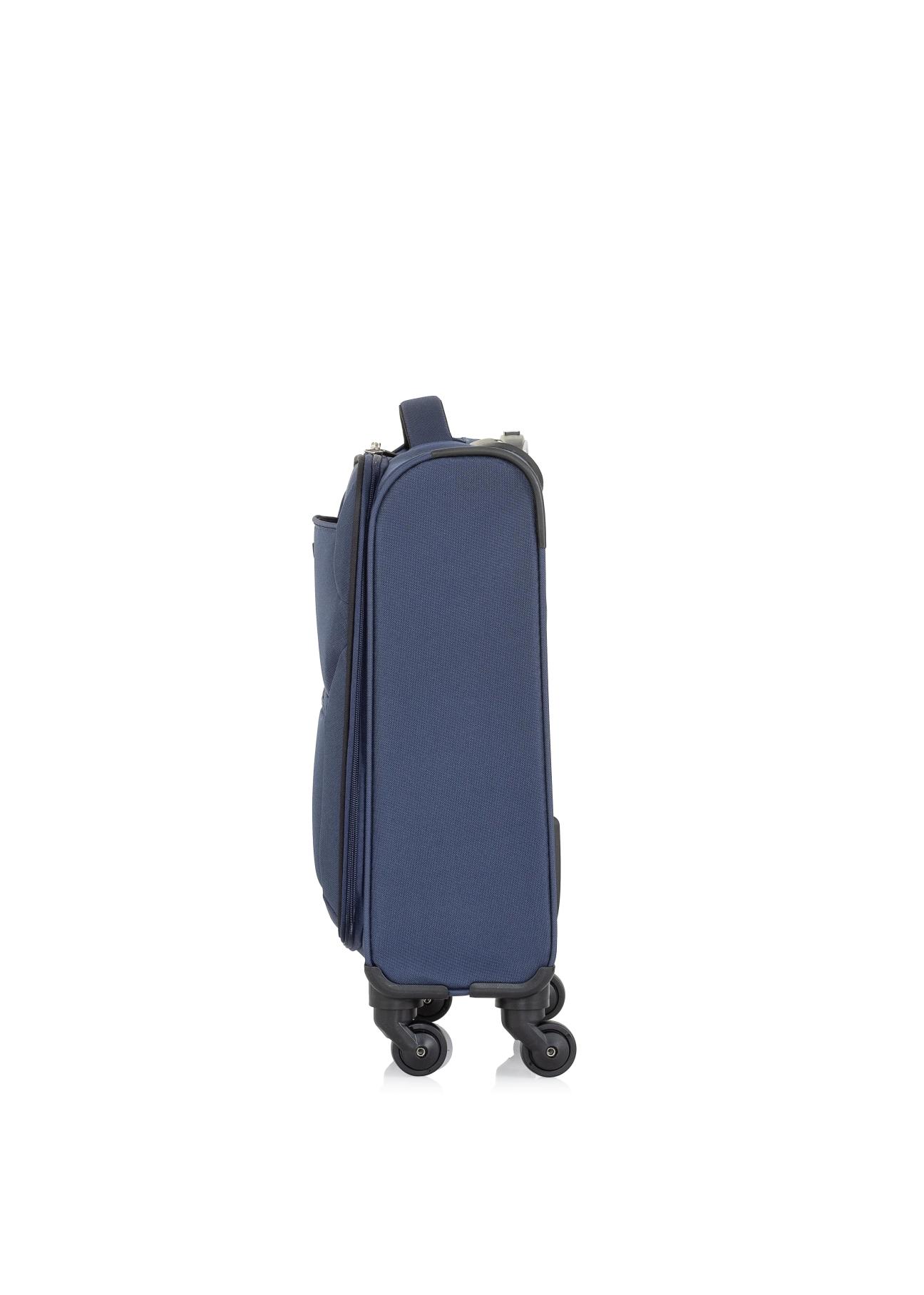 Small suitcase on wheels WALNY-0030-69-19(W24)-02