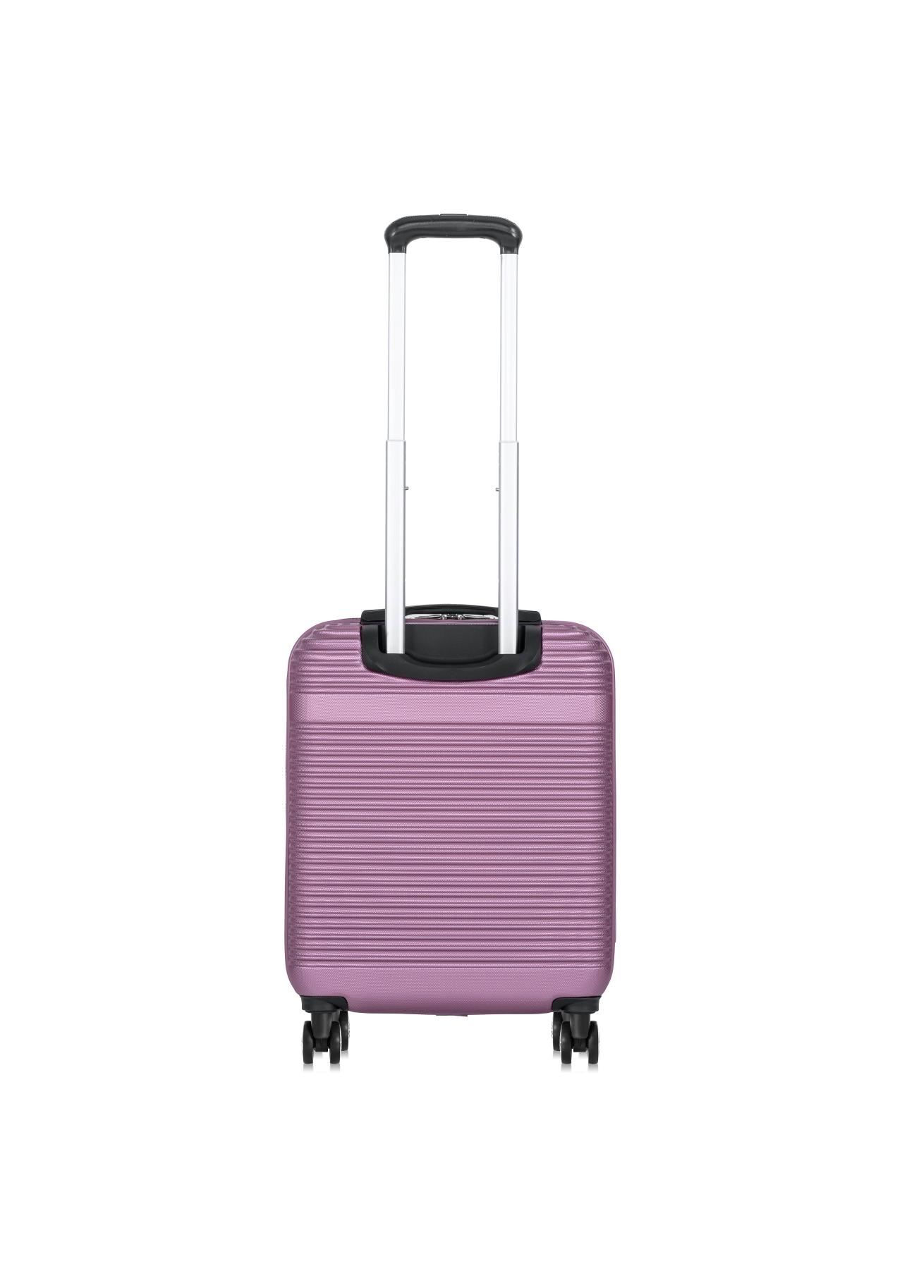 Small suitcase on wheels WALAB-0040-34-19(W24)-03