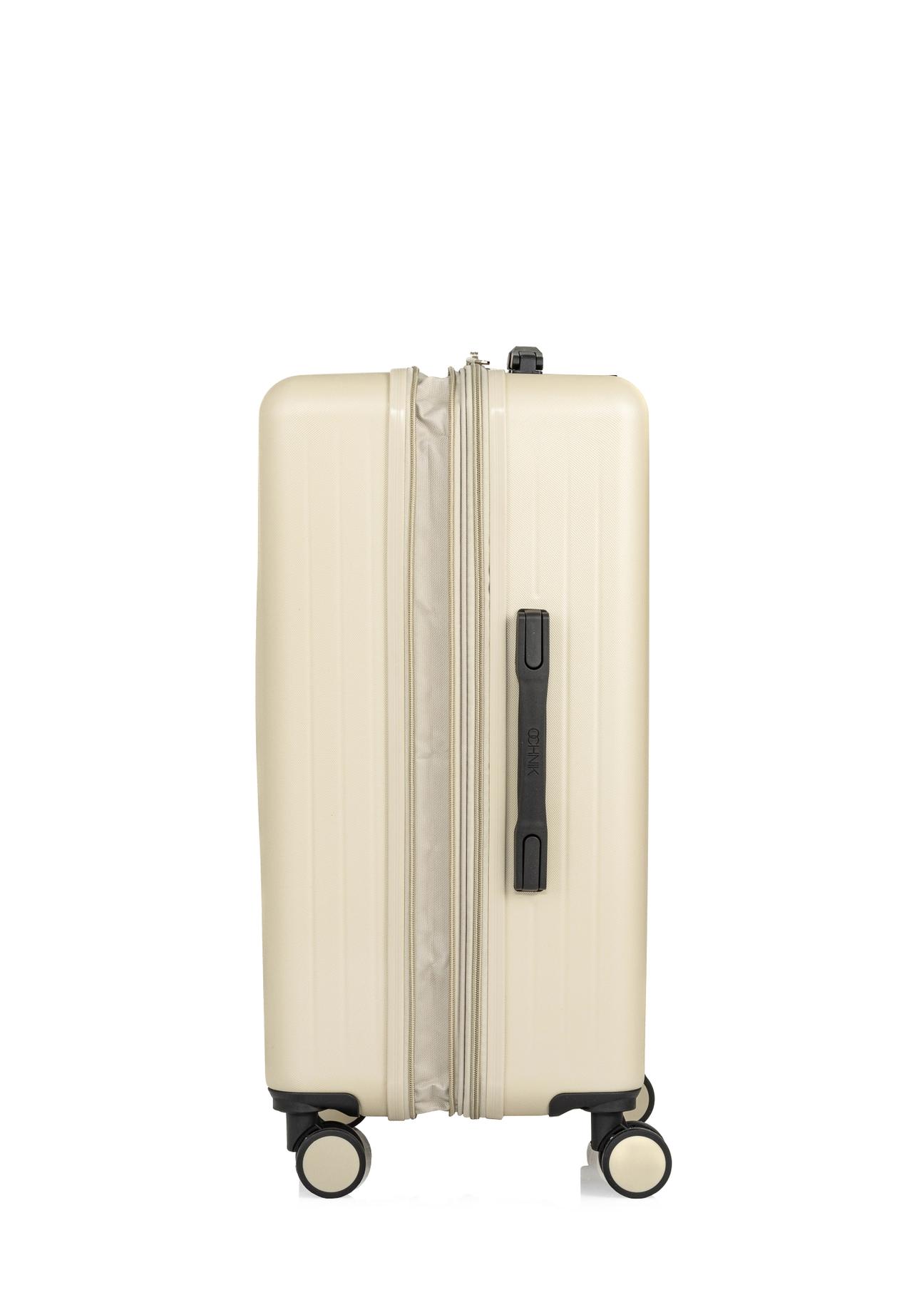 Medium suitcase on wheels WALAB-0069-16-24(W24)-03