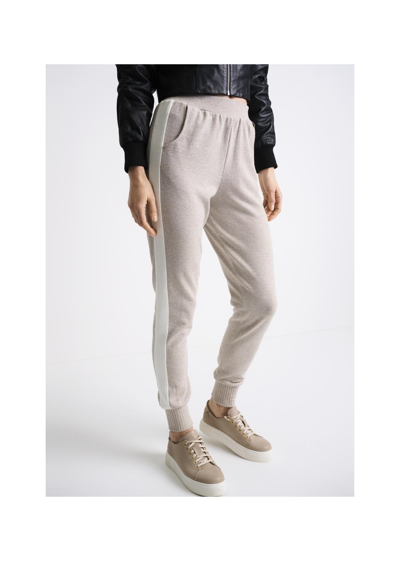 Women's sweatpants with drawstring SPODT-0067-81(W22)-01