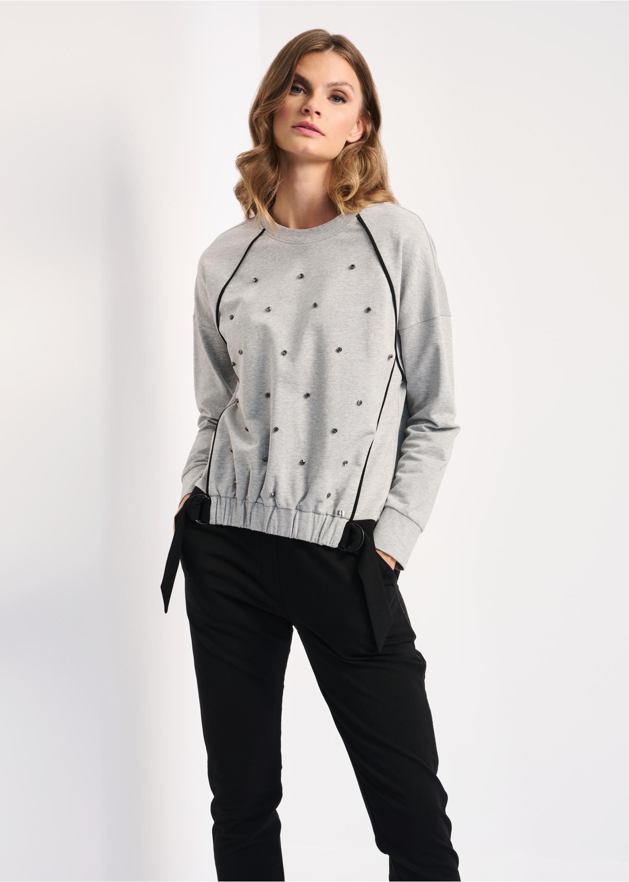 Gray women's sweatshirt with applique BLZDT-0075-91(Z22)-02