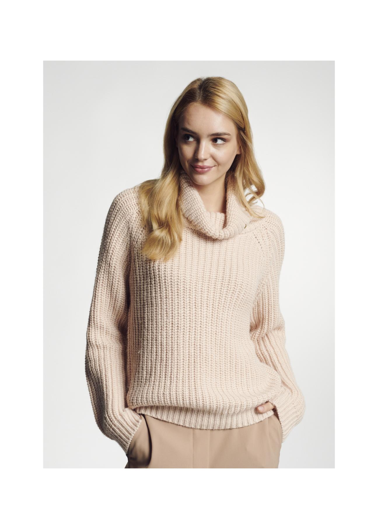 Powder pink women's oversize turtleneck SWEDT-0143-34(Z21)-01