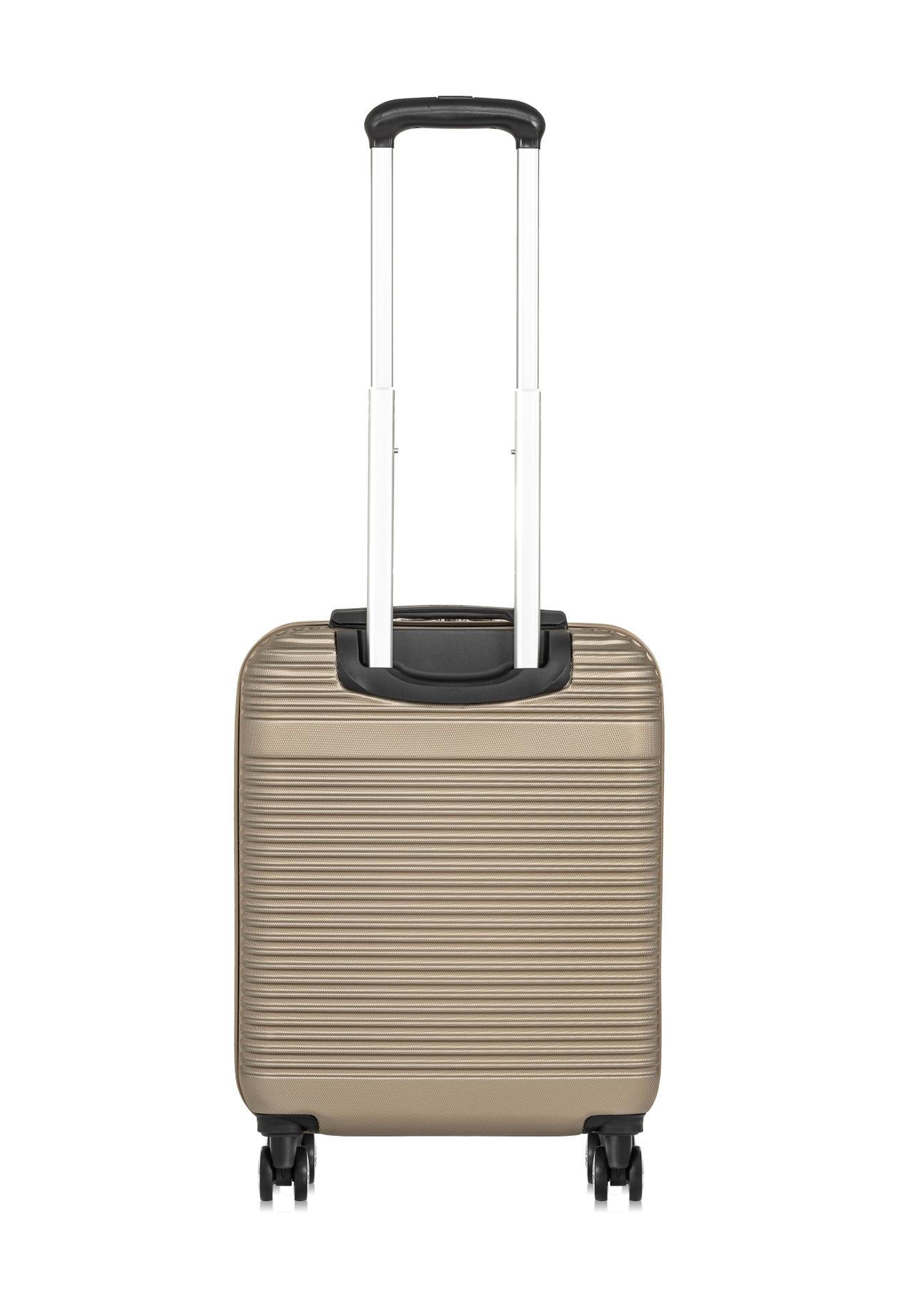 Small suitcase on wheels WALAB-0040-80-19(W24)-03