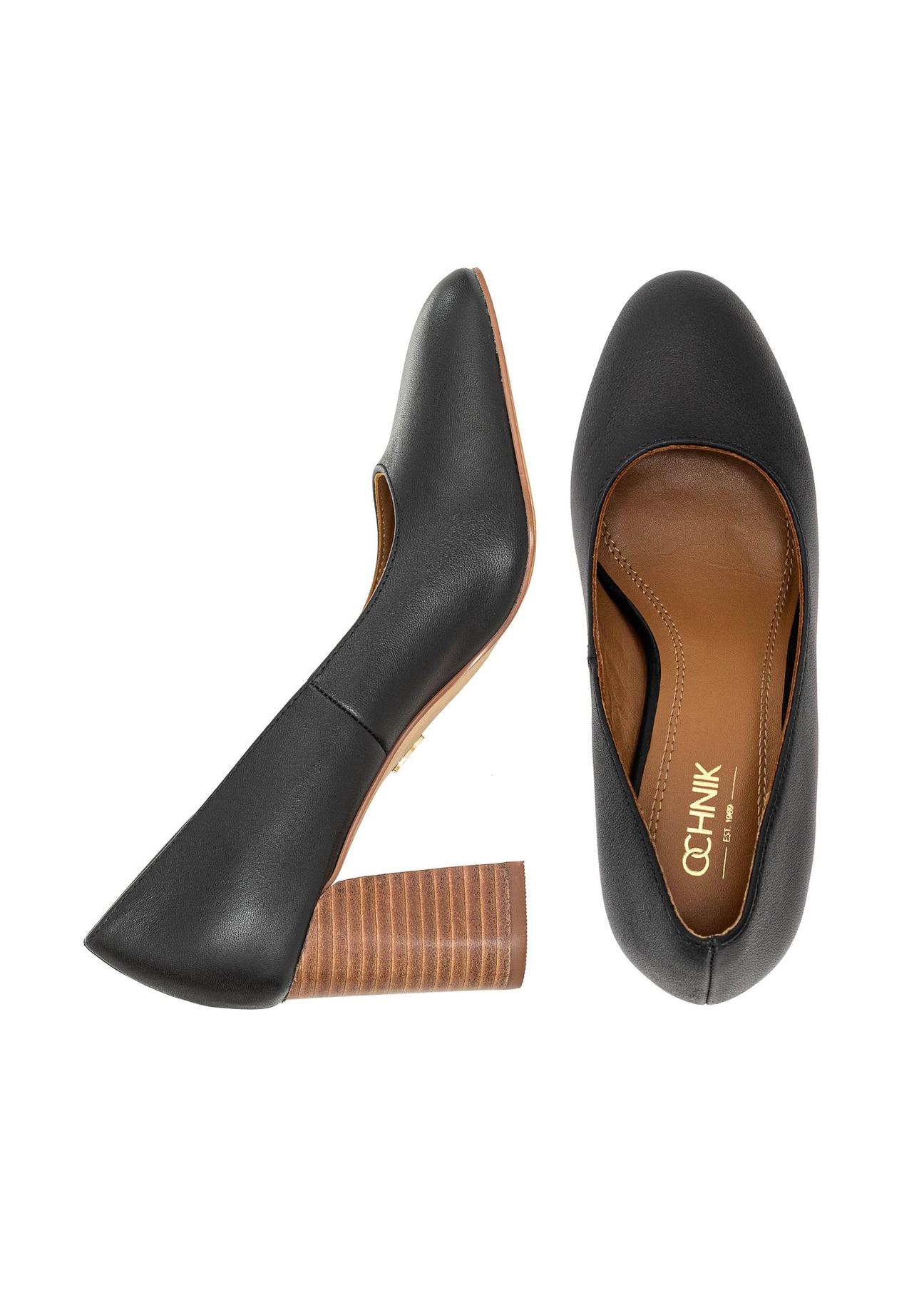 Black women's pumps made of natural leather BUTYD-1129-99(Z24)-08