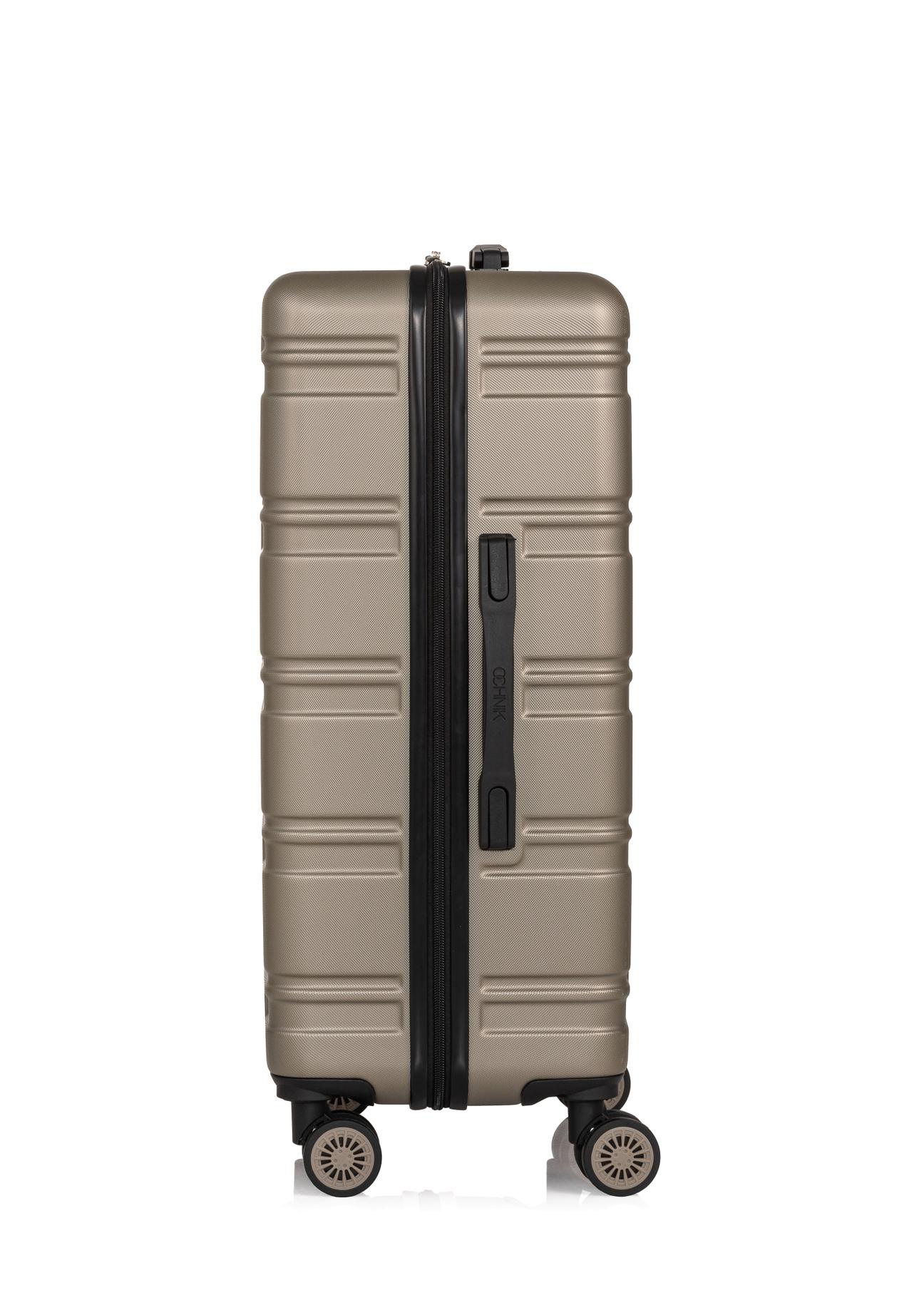 Medium suitcase on wheels WALAB-0070-28-24(W24)-02