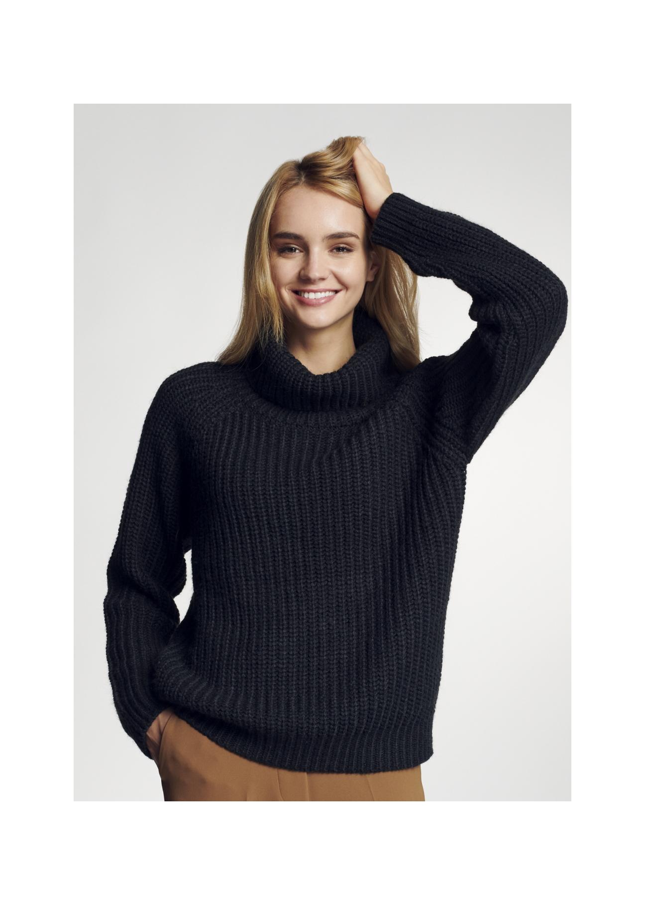 Black women's oversize turtleneck SWEDT-0143-99(Z21)-02