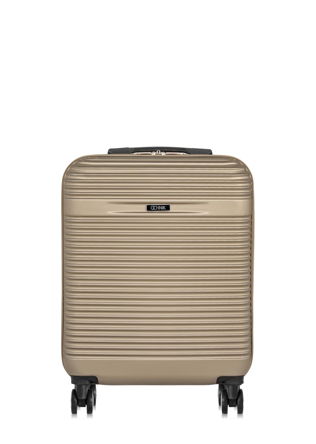 Small suitcase on wheels WALAB-0040-80-19(W24)-01