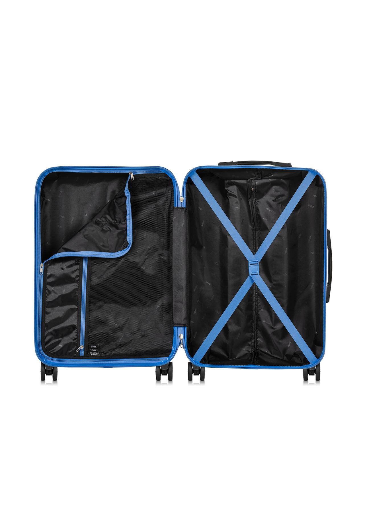 Medium suitcase on wheels WALAB-0040-62-24(W25)