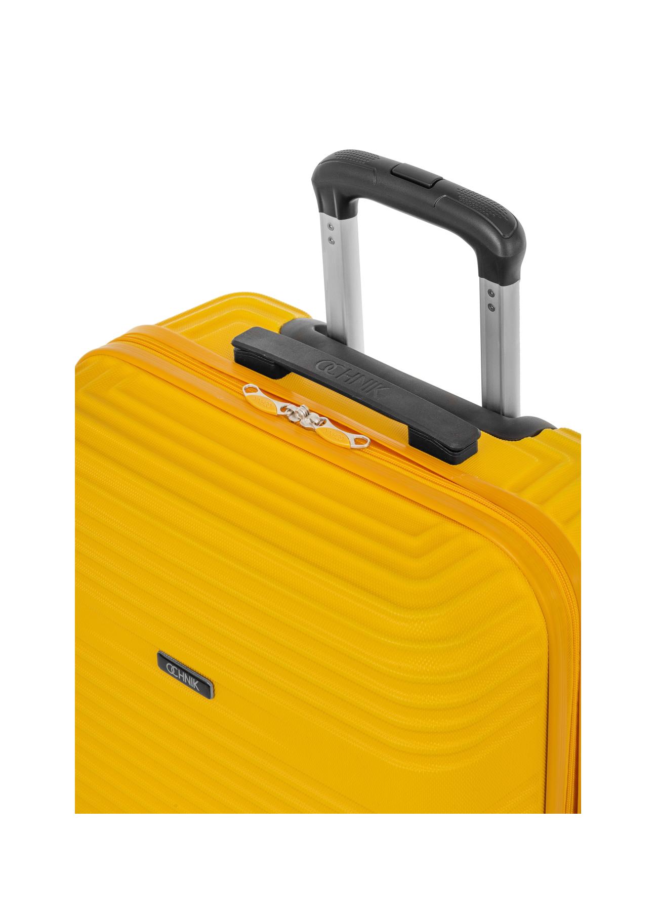 Small suitcase on wheels WALAB-0040-21-19(W24)-05