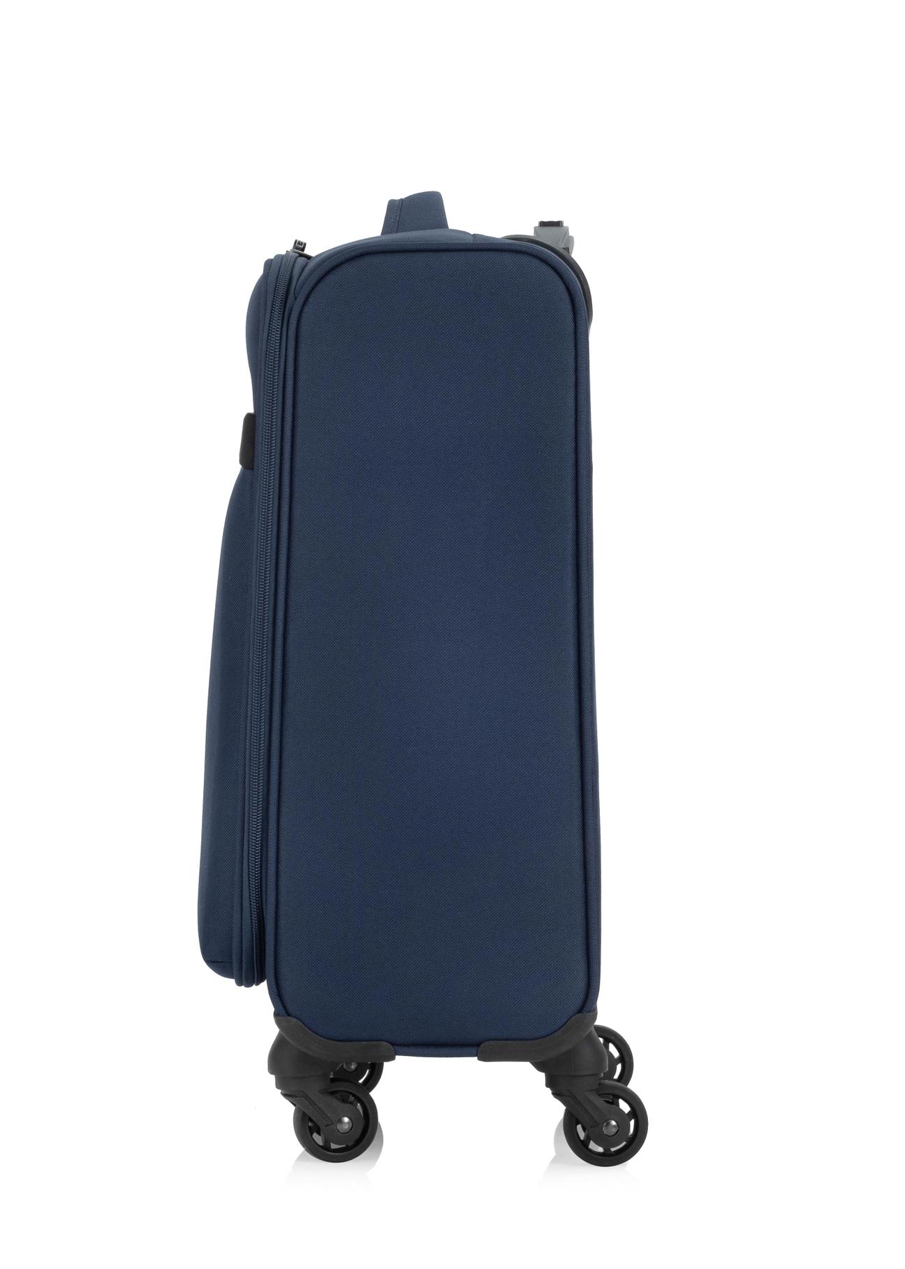 Small suitcase on wheels WALNY-0040-69-19(W24)-02