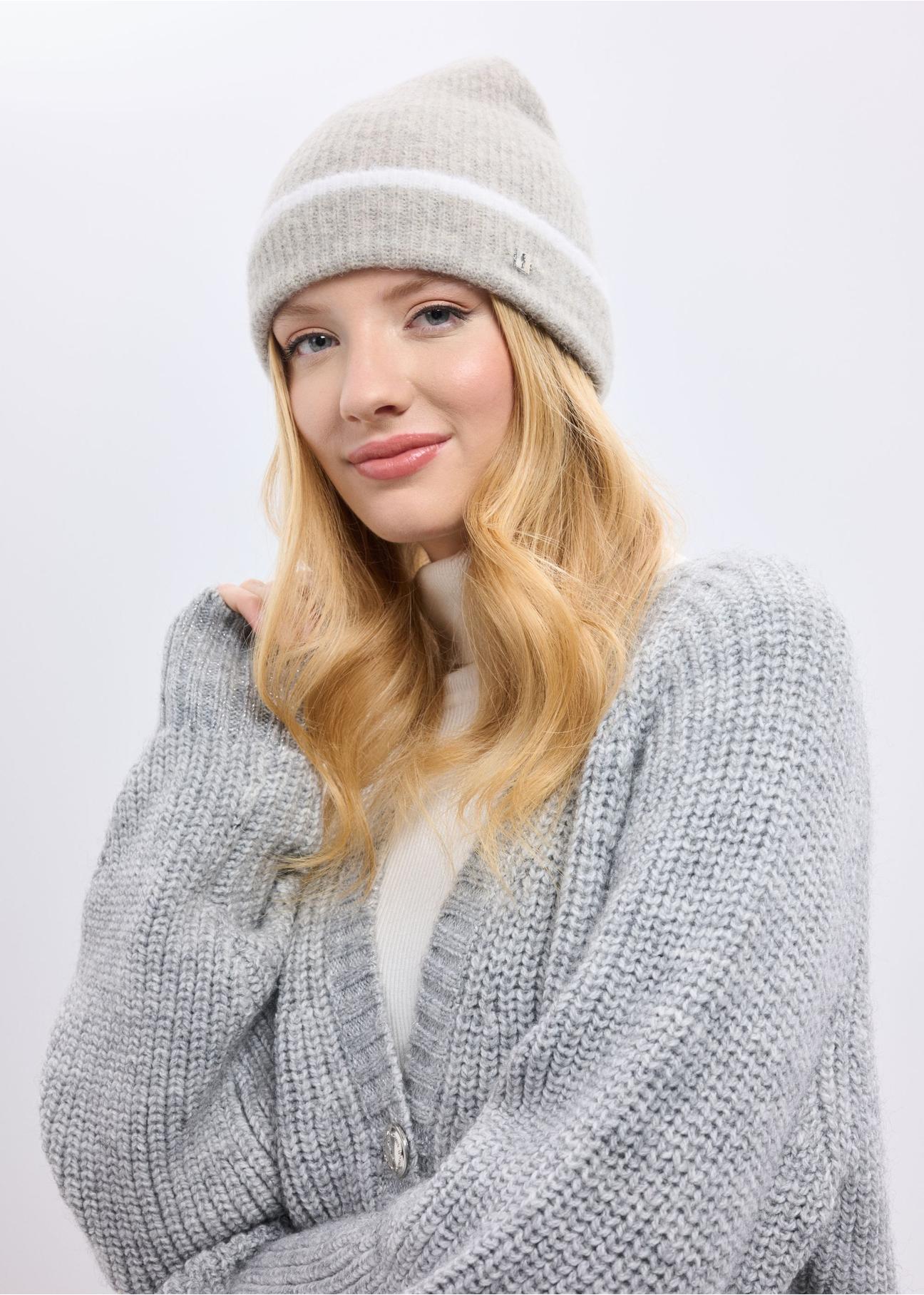 Grey women's winter hat CZADT-0189-91(Z24)