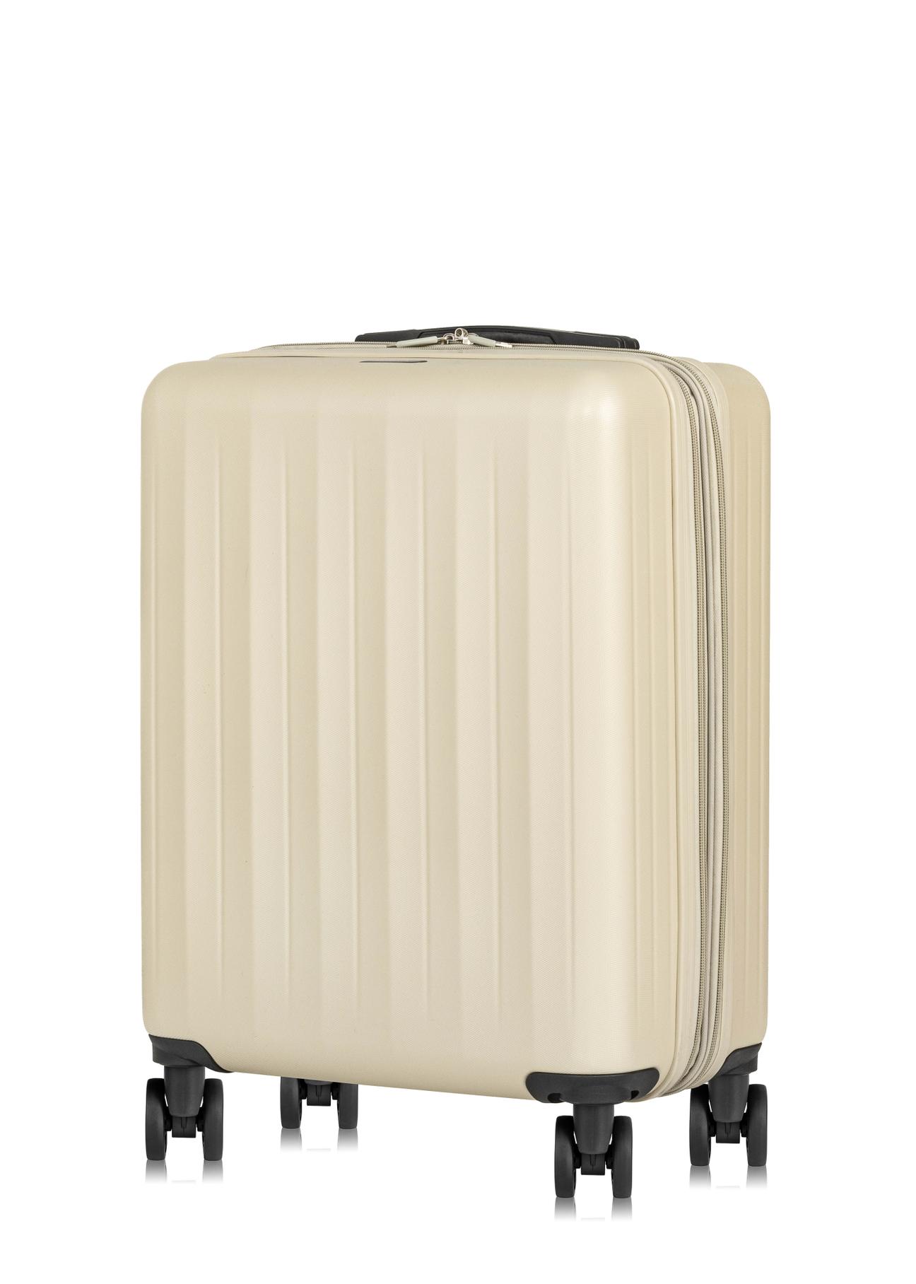 Small suitcase on wheels WALAB-0069-16-19(W24)-06