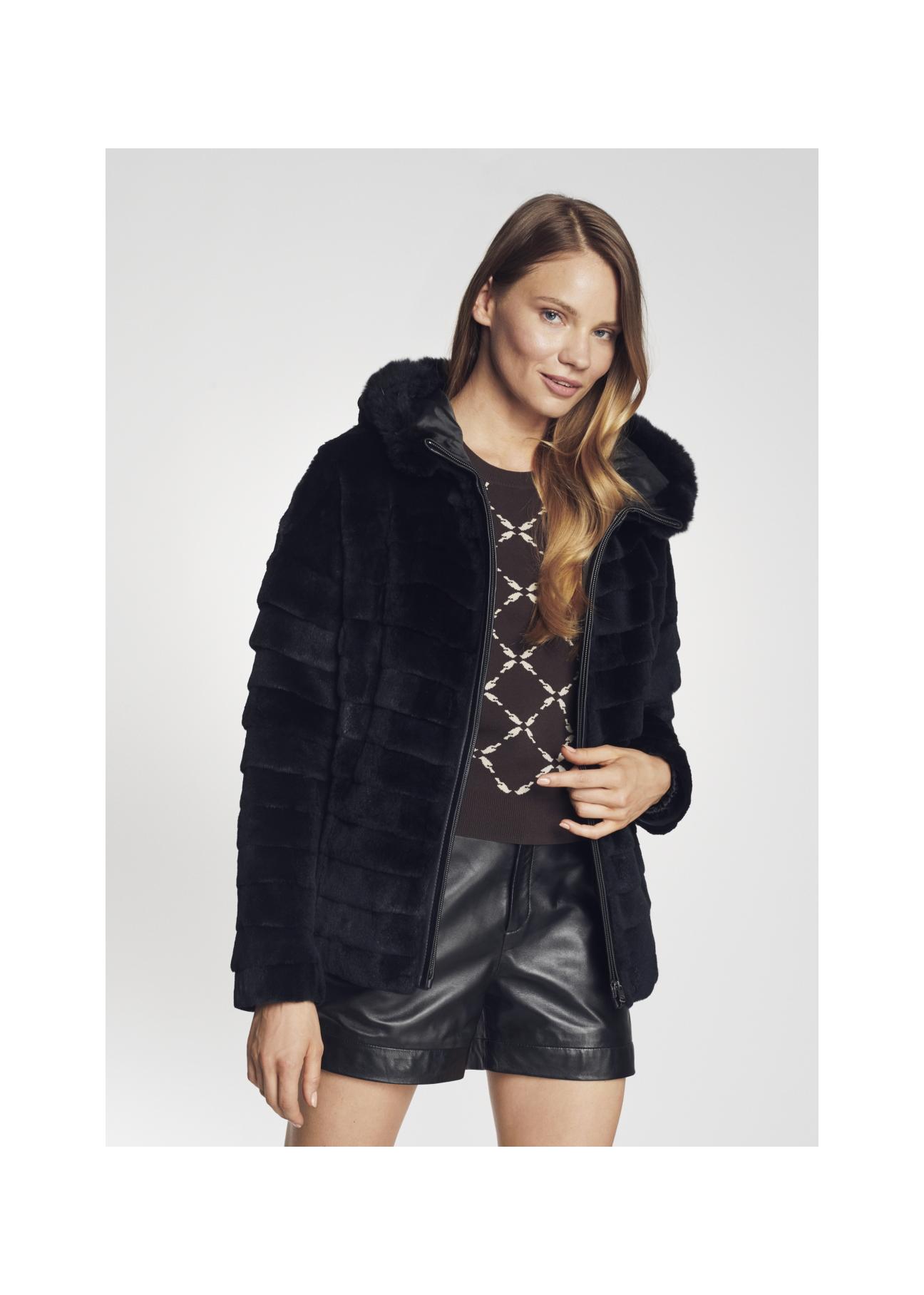 Women's short fur coat with hood FUTDF-0053-5500(Z21)-01