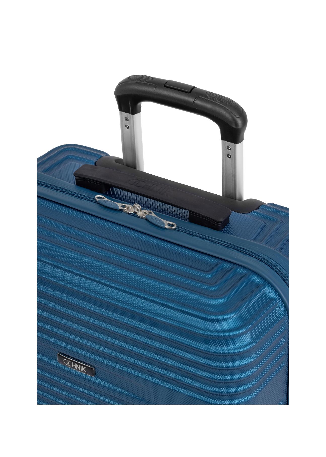 Medium suitcase on wheels WALAB-0040-61-24(W24)-06