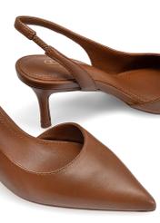 Brown open-heel pumps BUTYD-1078A-1D(W26), close-up of the product detail on a white background.