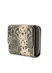 Small leather animal print wallet PORES-0949-81(W25) - diagonal view of the product on a white background.