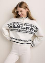 Cream-colored women's sweater with a Norwegian pattern (SWEDT-0273-0B(Z26)), front view on a model. Half-body shot.