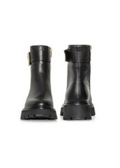 Black leather ankle boots on the platform BUTYD-1132-99(Z24)-05