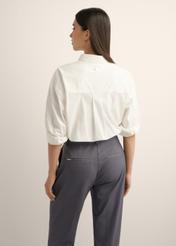 Cream oversize women's shirt KOSDT-0193-0C(Z26), product view from the back on the model, half of the silhouette visible.