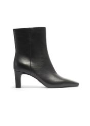 Black leather women's ankle boots BUTYD-1302-99(Z26), side view of the product on a white background.