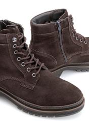 Brown suede men's ankle boots BUTYM-0515-89(Z25), close-up of the product detail on a white background.