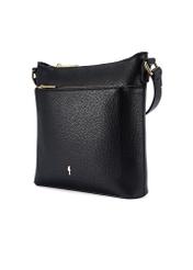 Black women's shoulder bag TOREC-1052-99(Z25), diagonal product view on white background.