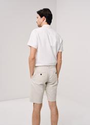 Beige linen shorts for men SZOMT-0030-81(W24)-04