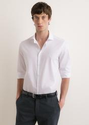 Men's white cotton slim shirt KOSMT-0368-0A(Z26), front view of the product on the model. Half of the silhouette visible.
