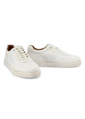 Men's leather sneakers in white BUTYM-0484-0B(W26), diagonal product view on a white background.