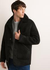 Men's black shearling coat KOZMP-0011-99(Z26), front view on a model. Half-body shot.