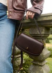Small brown women's handbag TOREC-1264-1I(Z26)