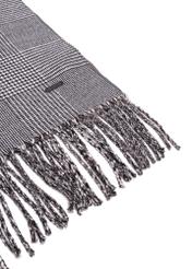 Gray men's checkered scarf SZAMT-0081A-98(Z25) - close-up of the detail on a white background.
