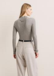 Light gray women's cashmere sweater SWEDT-0288-9B(Z26), product view from the back on the model. Half of the silhouette visible.