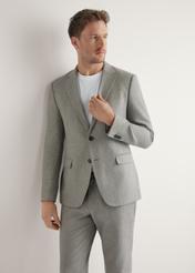 Men's beige suit jacket MARMT-0013-1B(W26), front view of the product on the model. Half of the silhouette visible.