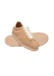 Beige leather sports shoes BUTYM-0534-1B(W26), diagonal product view on white background.