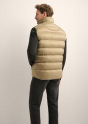 Sage men's quilted hooded vest KAMMT-0010-8F(Z26), back view of the product on the model. Half of the silhouette visible.