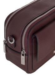 Burgundy two-compartment shoulder bag TOREC-0405-4D(Z26), close-up of the product detail on a white background.