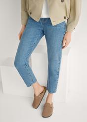 Women's suede camel flip-flops BUTYD-1267-1D(W26), front view of the product on the model's feet.