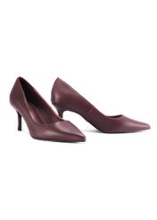 Women's burgundy leather pumps BUTYD-1031-49(Z25) - side view of a pair of shoes on a white background.