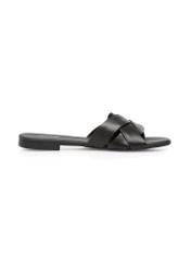 Women's leather flip-flops in black BUTYD-1159-99(W25), side view of the product on a white background.