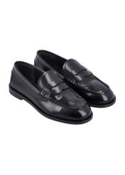 Women's leather moccasins in black BUTYD-1355-9F(Z26), diagonal product view on a white background.